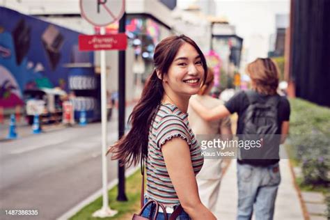 415,235 Thailand Woman Stock Photos & High